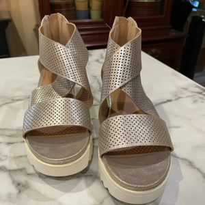 Silver Steve Madden sandals